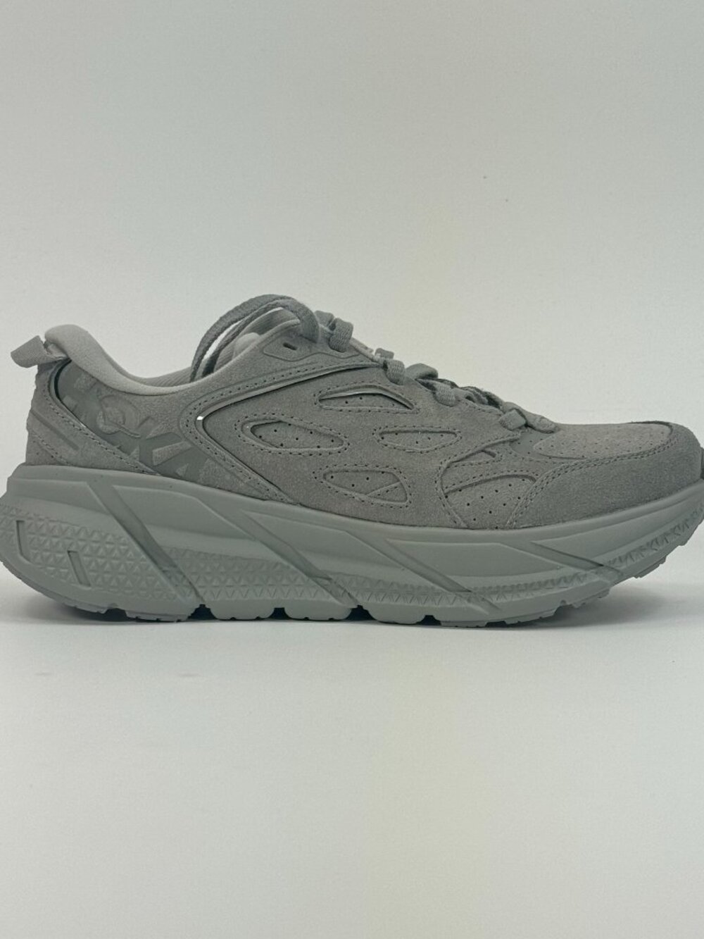 HOKA Clifton L Suede 'Limestone' 1122571-LLTN size 6 M / 7 W